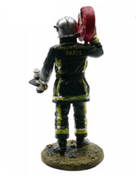 Brandweerman met slang en spuitstuk - figuren brandweer